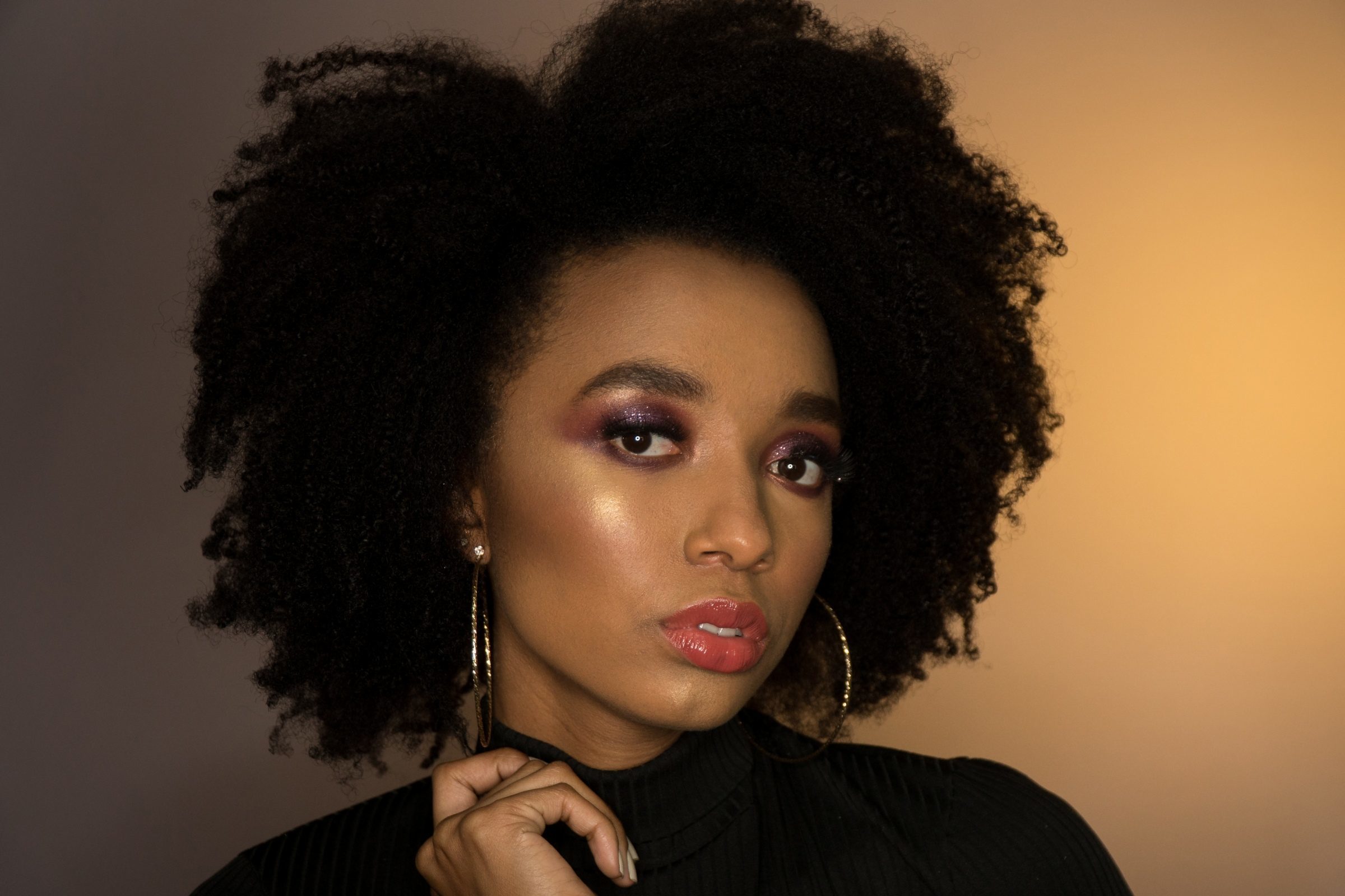 Foto de Tha&iacute;s Teixeira - Imagem e Beleza com Atendimento Personalizado em Suzano-SP 2